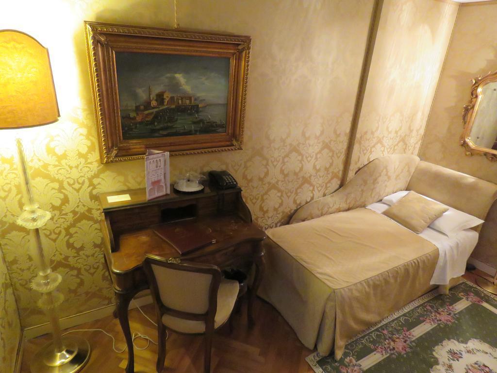 Hotel Antico Doge - A Member Of Elizabeth Hotel Group Venice Ngoại thất bức ảnh