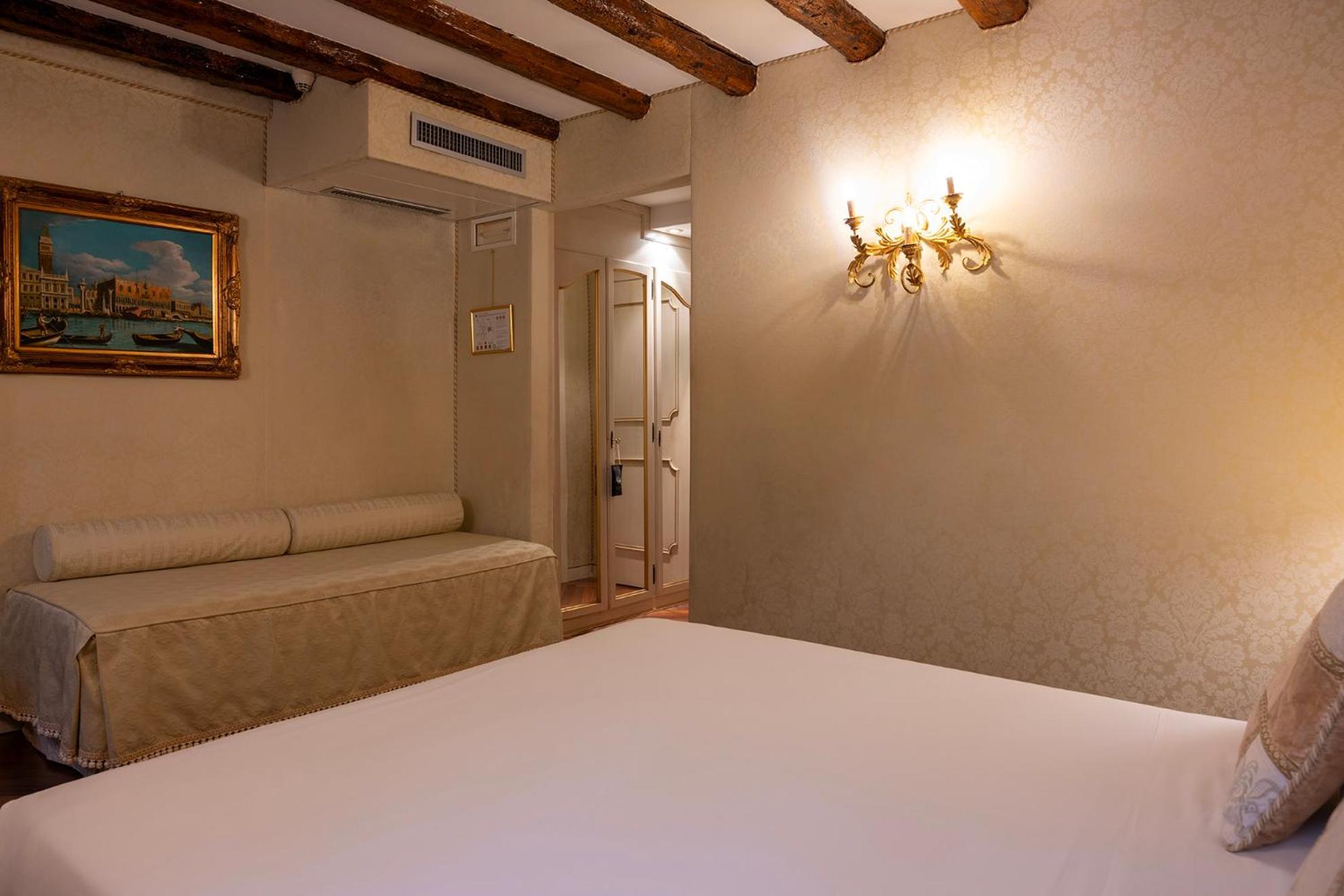 Hotel Antico Doge - A Member Of Elizabeth Hotel Group Venice Ngoại thất bức ảnh