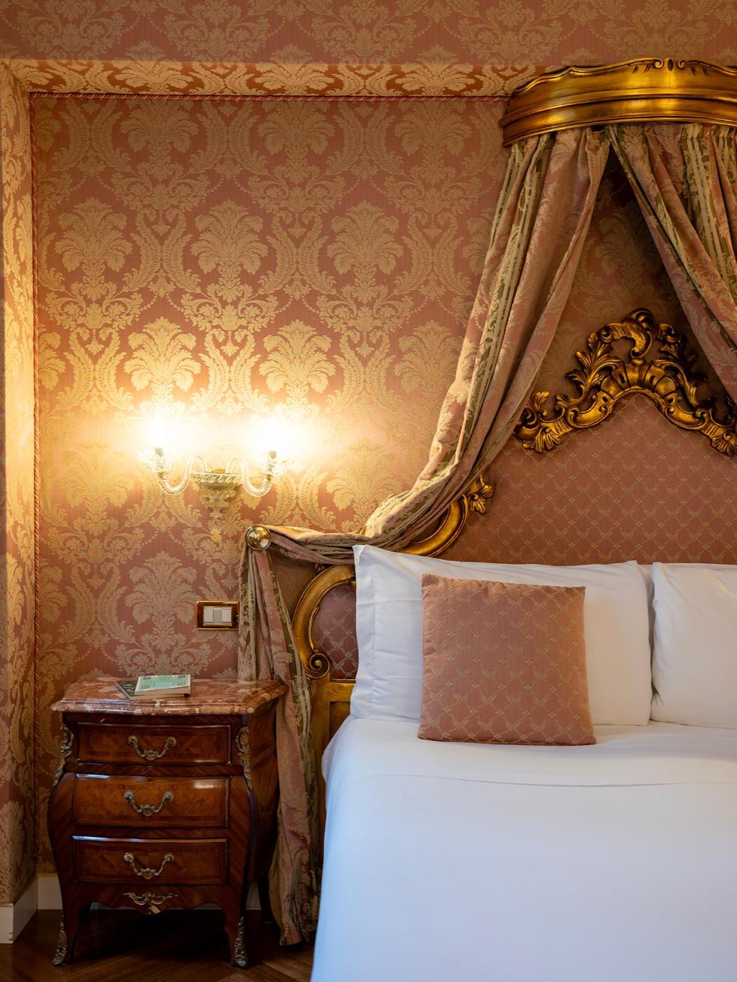 Hotel Antico Doge - A Member Of Elizabeth Hotel Group Venice Ngoại thất bức ảnh